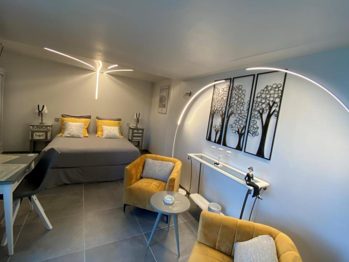 Ô Tilia d'Azur Acomodação com café da manhã Roquefort Les Pins Exterior foto
